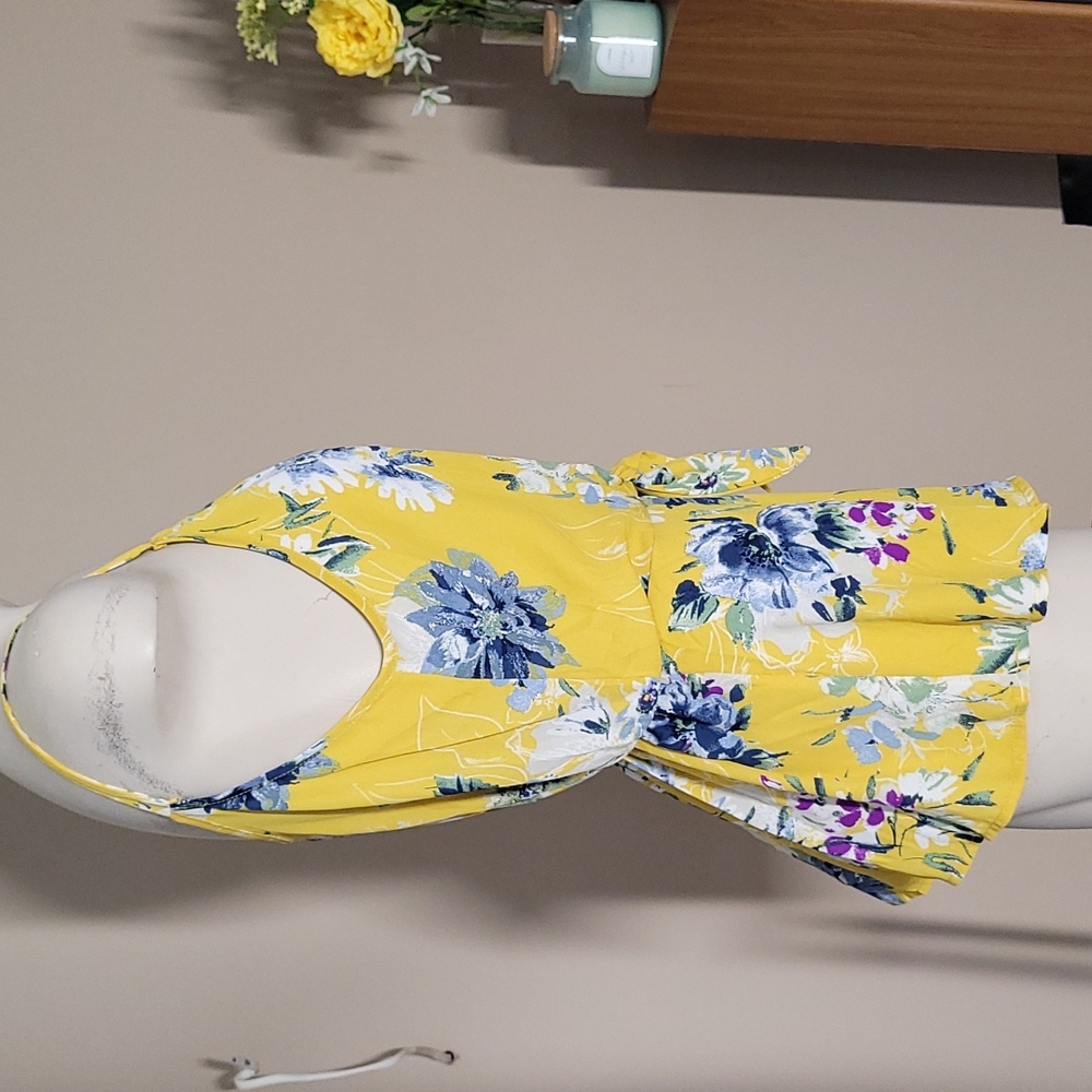 Bright Floral Tank - Picture 4 of 7